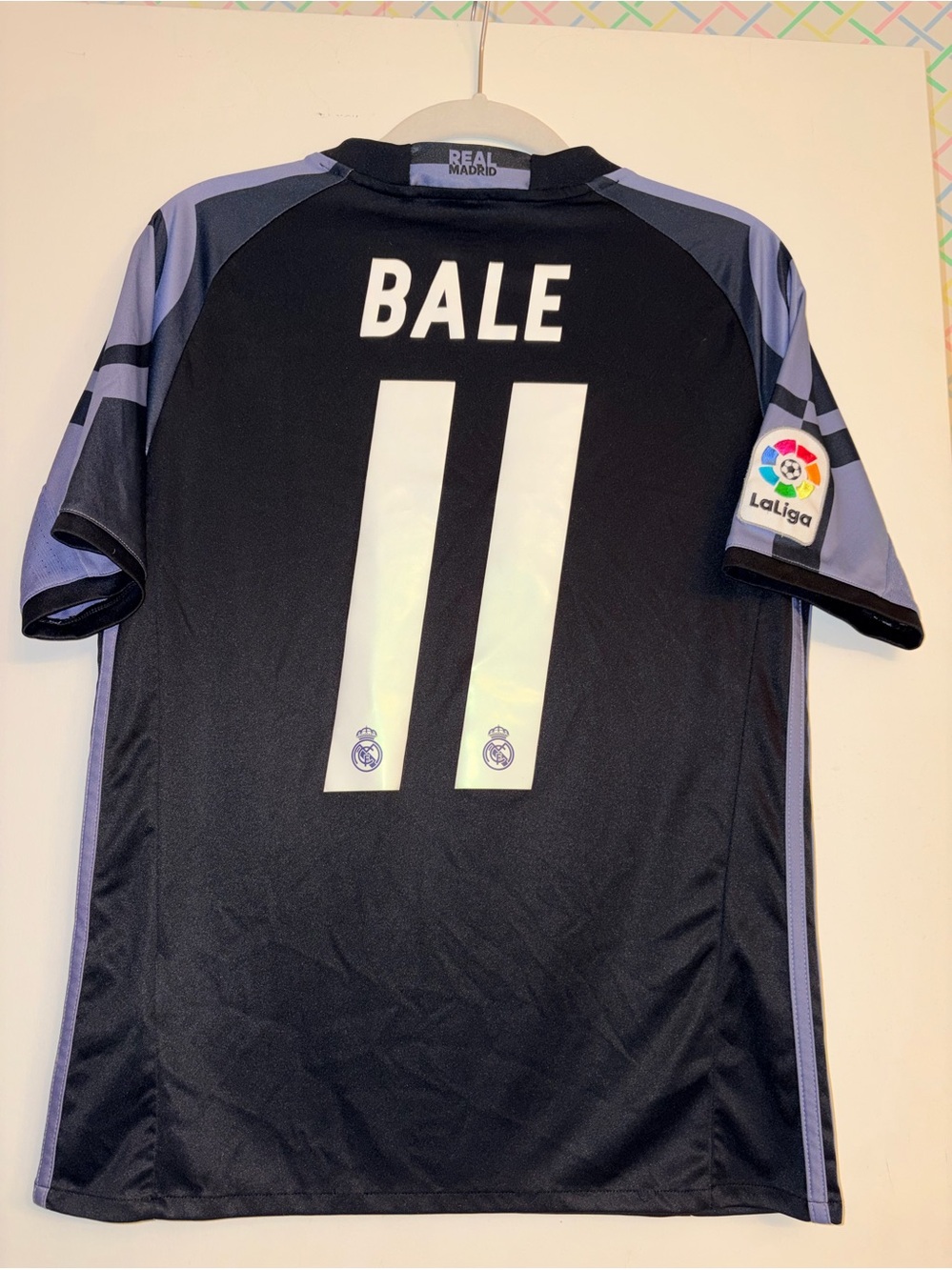 New! Real Madrid Gareth Bale Adidas Jersey (2016-17) Auth Code: AI5143, Youth L